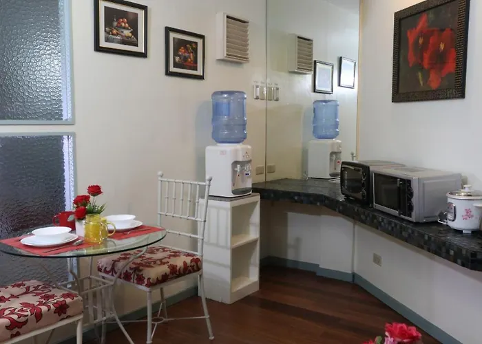 1775 Adriatico Apartment