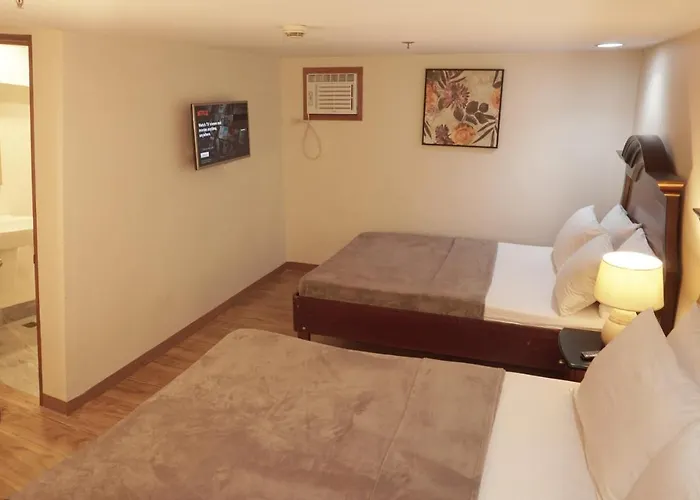 1775 Adriatico Apartment *