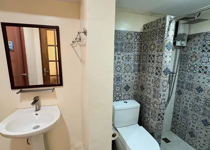 1775 Adriatico Apartment *